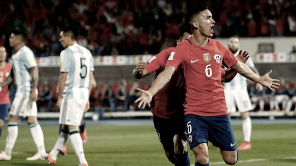 Gutierrez celebrating a goal vs Argentina. | Photo: Agencia Uno