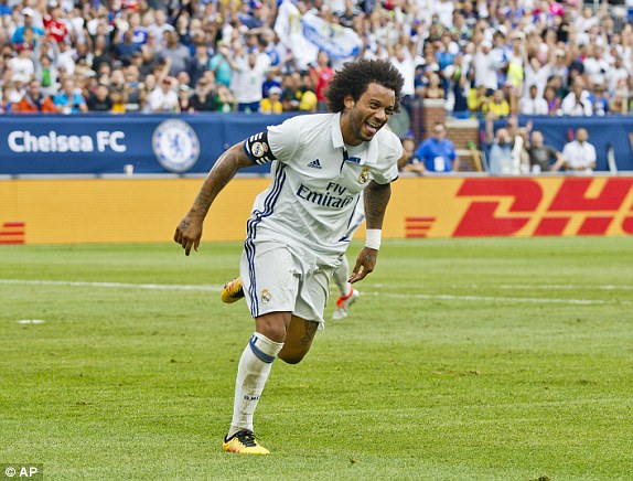 Above: Marcelo celebrating his goal in Real Madrid's 3-2 win over Chelsea | Photo: AP