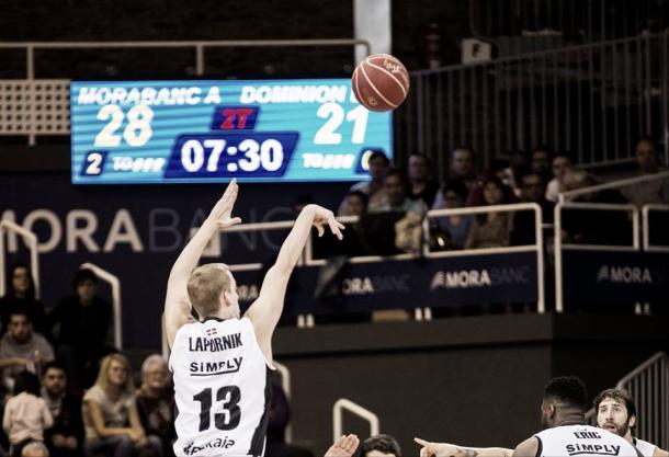 El Bilbao Basket necesita mejorar en ataque y en defensa / Foto: Albert Martín. ACB