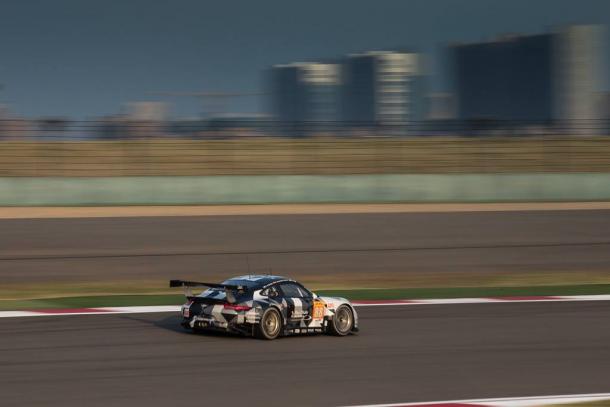 Porsche vence na GTE-AM. (Foto: AdrenalMedia)
