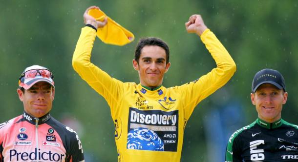 Contador en el podio de los Cmpos Eliseos | Fuente | Getty Images
