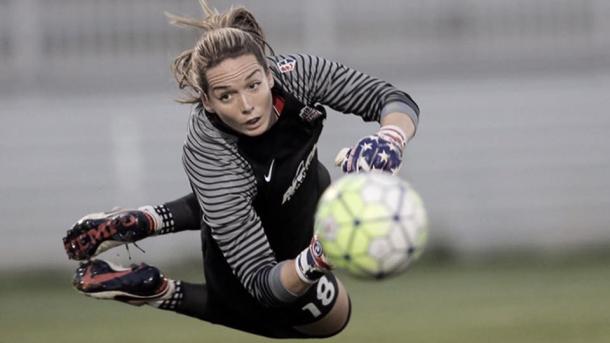 Wys in action at goal for the Spirit. Photo: Tony Quinn/ISI Photos