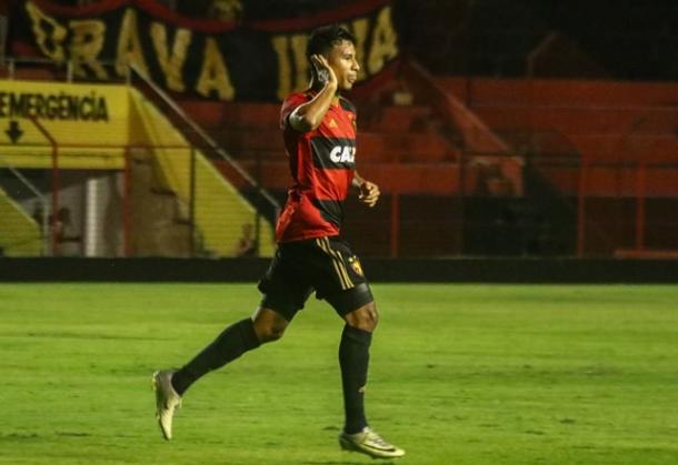 Índio entrou bem e marcou para o Leão (Foto: Williams Aguiar / Sport Club do Recife)
