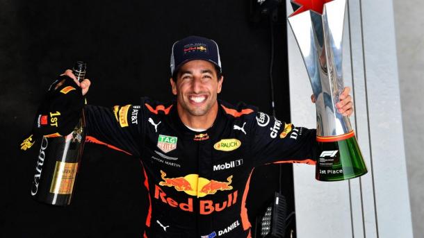 Daniel Ricciardo celebra su victoria. Foto: Fórmula 1