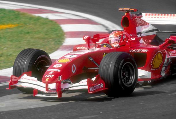 Michael Schumacher, el único piloto que ha ganado cinco títulos consecutivos con Ferrari | Foto: Flickr Wyman Pattee