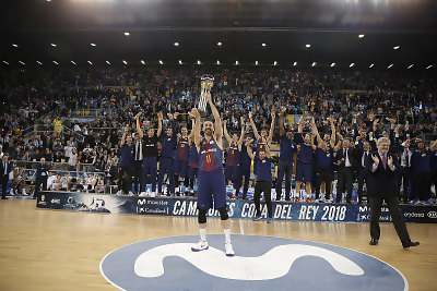 Navarro levantando la Copa del Rey. Foto: ACB.