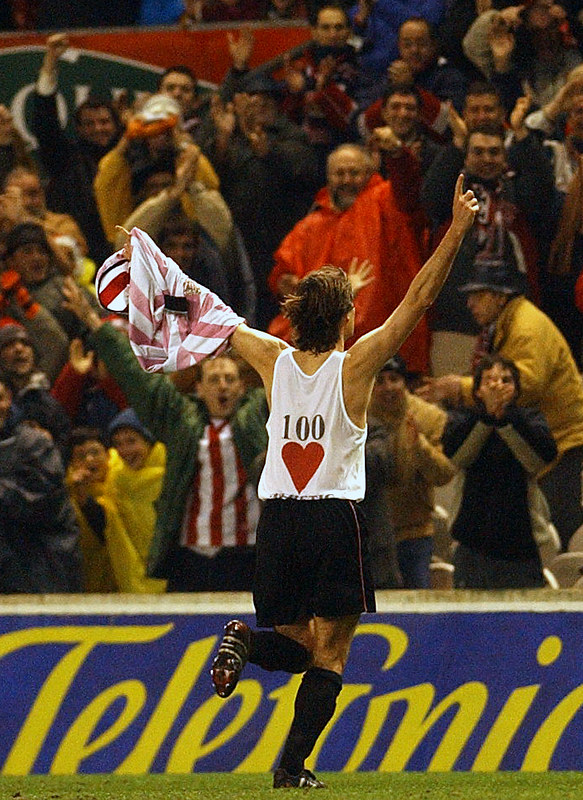 Julen Guerrero celebrando el gol 100 con el Athletic - Foto VAVEL