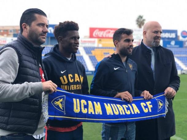 Presentación de Carlos y Mustafá | Foto: UCAM Murcia CF