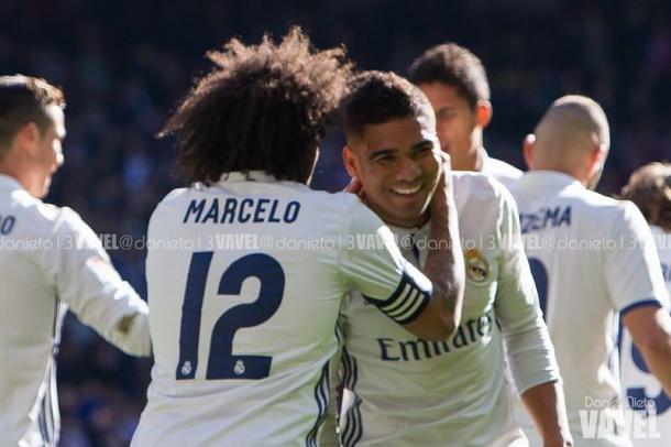 Casemiro celebra el quinto gol del Madrid | Foto: Daniel Nieto | VAVEL