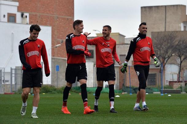 Vaz (izq.), Hernandez, Querol y Codina durante un entreno esta semana. (Foto: CF Reus)