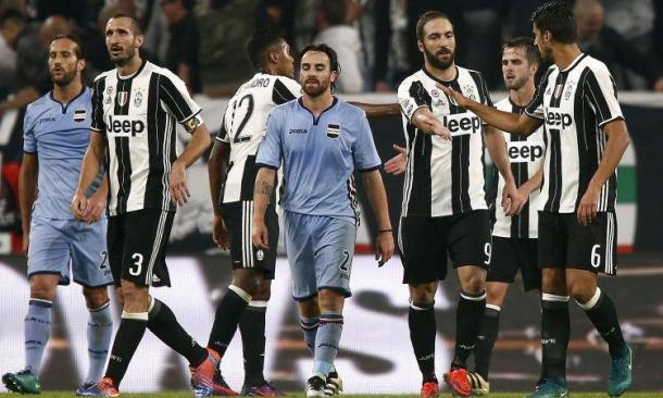 I campioni d'italia esultano dopo uno dei gol nel match d'andata (4-1). | calciomercato.com