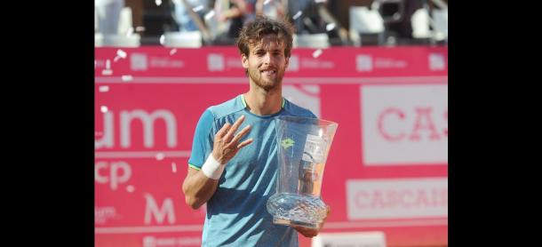 Joao Sousa poses with his Estoril Open trophy. Photo: Estoril Open