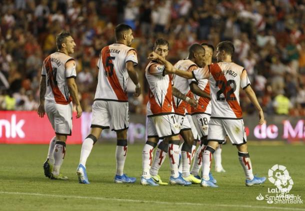 Embarba tras uno de sus goles ante el Mirandés | Foto: LaLiga Smartbank
