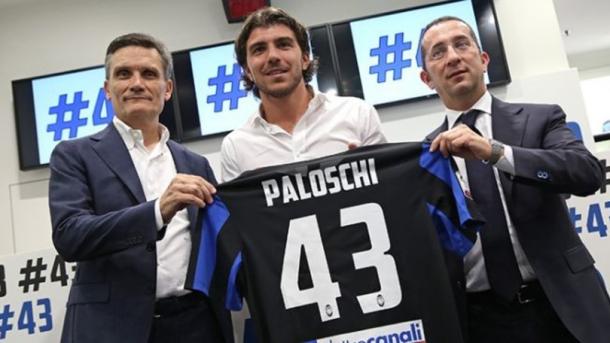 Paloschi's unveiling | Photo: corrieredellosport.it