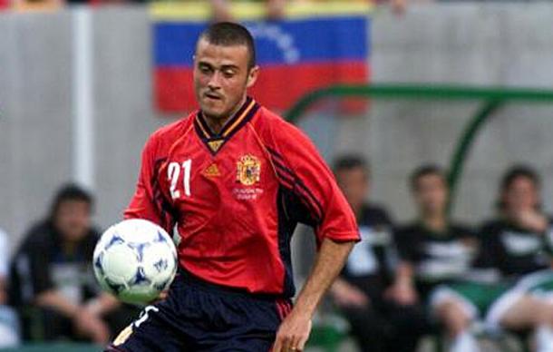 Luis Enrique en su época de jugador con España (juegalaroja.com)