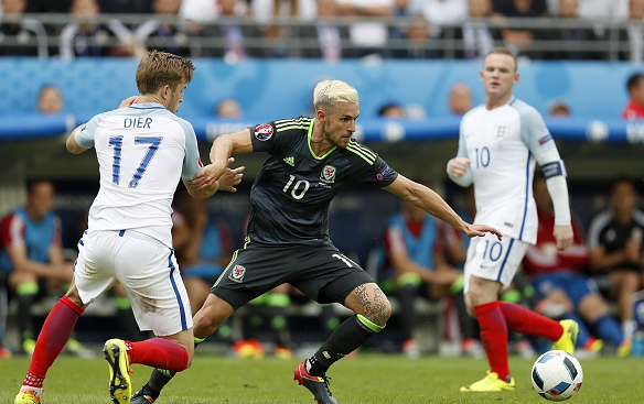Midfield battle: Dier battled well and protected the backline effectively. (Photo: Getty Images)