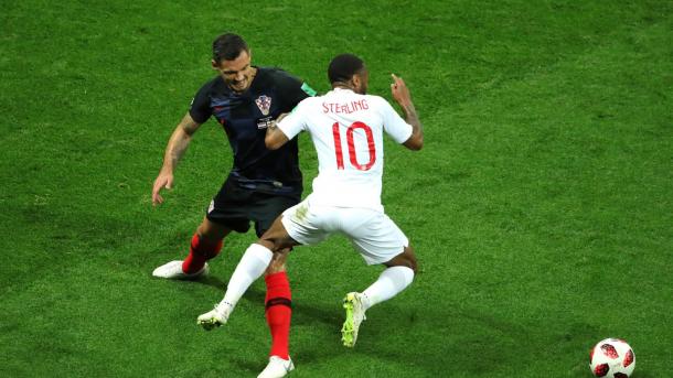 Sterling fue un dolor de cabeza para la defensa croata | Foto: FIFA.com