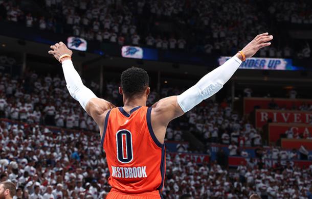 Otra noche histórica para Russell Westbrook | Foto: NBA.com/thunder vía Getty Images