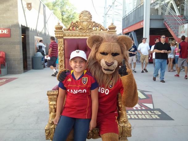 Leo en su trono del Rio T Stadium (wanna-be-cowgirl.blogspot.com)