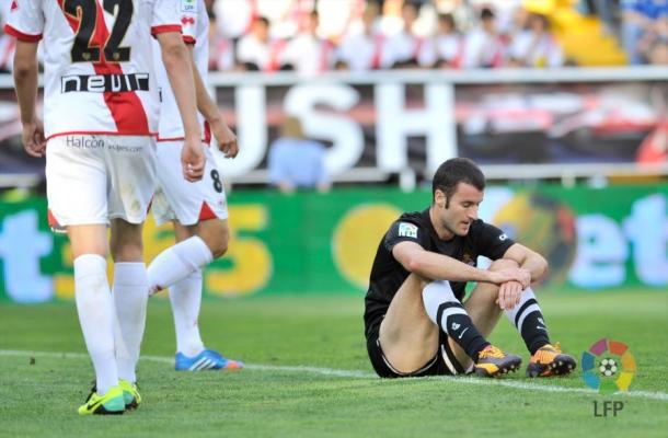 Agirretxe lamenta un lance del juego durante el Rayo Vallecano-Real Sociedad. // Fotografía: Web oficial LaLiga.
