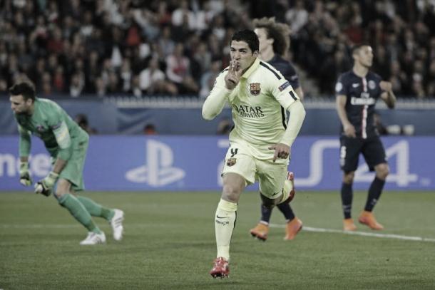 Suárez celebrando un gol ante el PSG. Foto: Internationalbusinesstime.com
