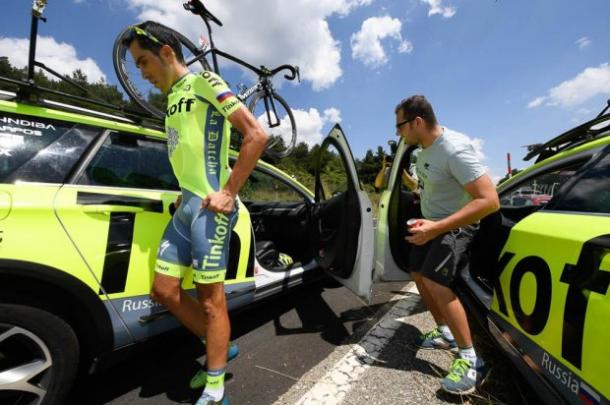 Momento en que COntador deja el Tour | Foto: PresseSports / B.Papon