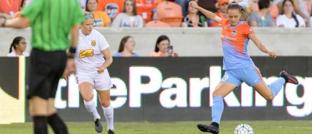 Cami Privett for the Houston Dash | Photo: Wilf Thorne / ISI Photo