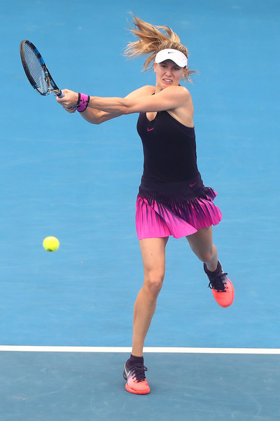 Bouchard hitting a backhand against Rogers | Photo: Chris Hyde/Getty Images AsiaPac