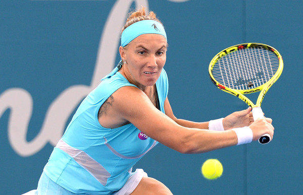 Kuznetsova hits her famous backhand slice | Photo: Bradley Kanaris/Getty Images AsiaPac