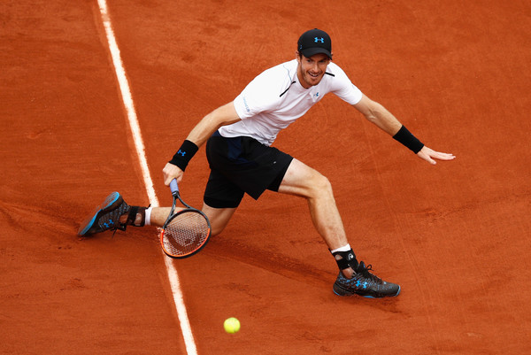 Murray slices a drop shot  (Photo by Adam Pretty/Getty Images)