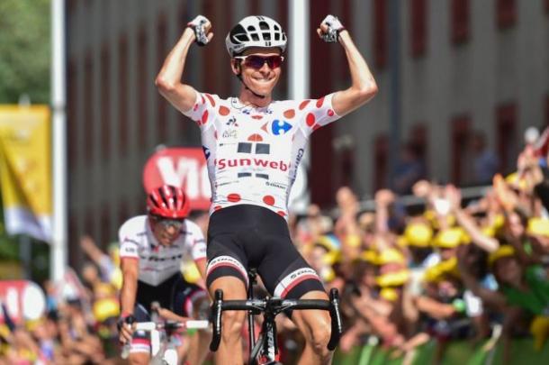 Barguil levanta los brazos en su primera victoria en el pasado Tour de Francia |Fuente: ASO
