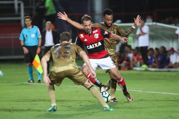 Apesar da forte marcação, ER conseguiu se destacar e foi bastante acionado neste domingo | Foto: Gilvan de Souza/Flamengo