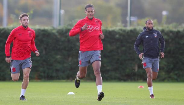 Para Pellegrino Van Dijk deberá seguir sumando minutos | Foto: Southampton.