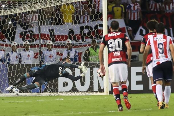 Mesmo sob pressão, César teve ótimas atuações e garantiu a segunda vaga para 2018 | Foto: Gilvan de Souza/Flamengo