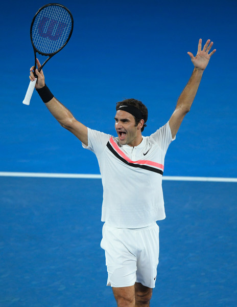 Roger Federer celebrates after defeating Marin Cilic in the final of the 2018 Australian Open to win his 20th Grand Slam title. | Photo: Getty Images