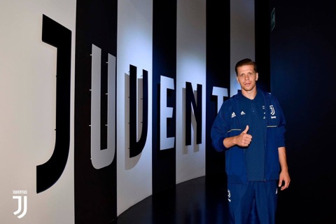 Szczesny all'entrata del J Musem | Juventus.com