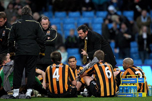 Phil Brown delivers a famous half-time discussion the last time Hull played City on Boxing Day (photo: Getty Images)