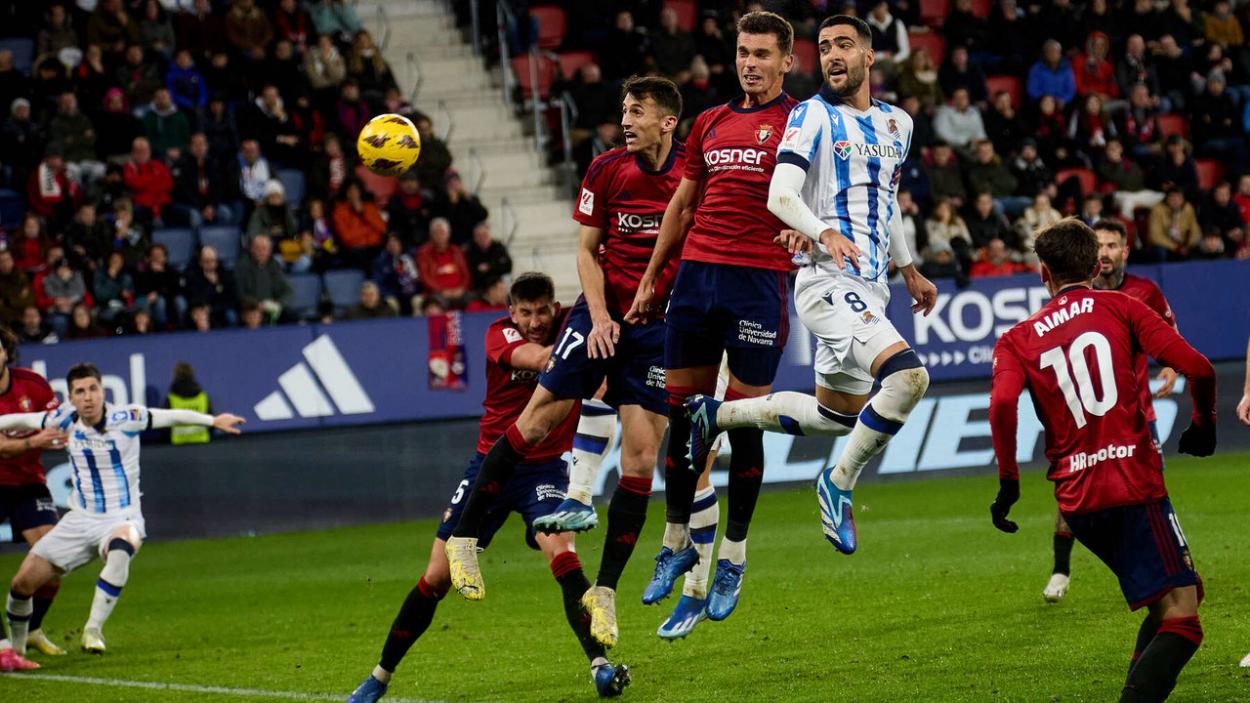 Osasuna y Real Sociedad dejan emoción en El Sadar - VAVEL España