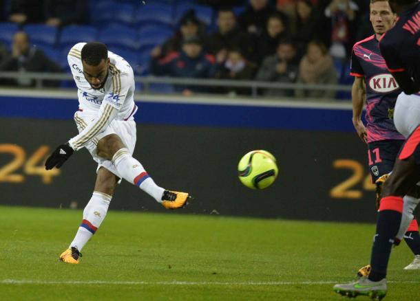 Alexandre Lacazette during a match against Bordeaux | Photo: Ligue 1