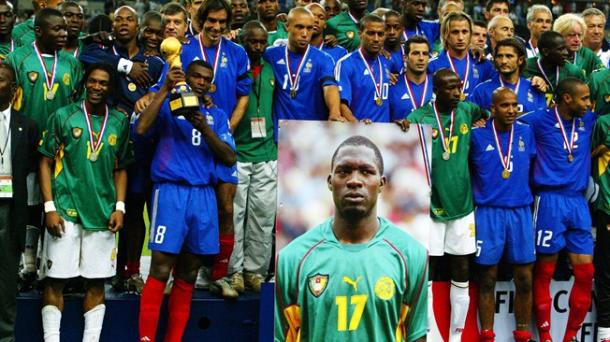 Imagen del emotivo homenaje a Foé | Foto: FIFA