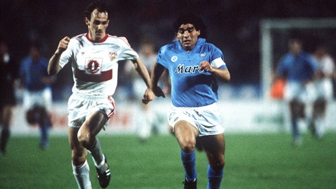 Maradona en un partido de Uefa. | Foto: UEFA.com