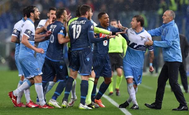 Caldeada eliminatoria la que enfrentó a Lazio y Nápoles en semifinales de copa. Foto: LaPresse