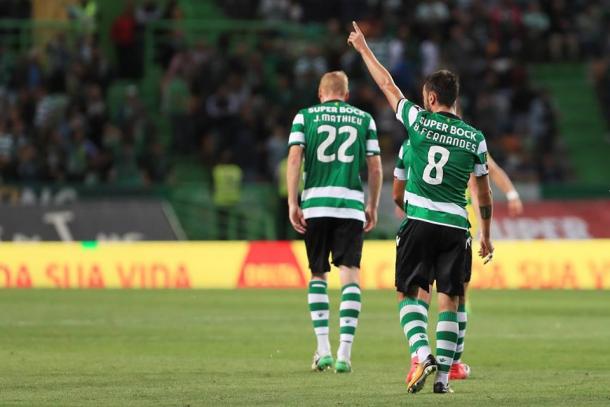 Bruno Fernandes esulta così dopo un gol. | Sporting Clube de Portugal, Facebook.