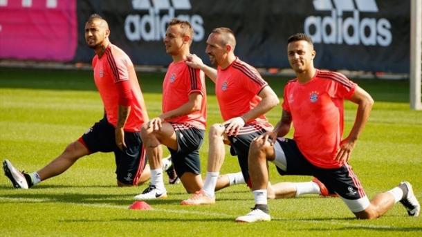 Il Bayern si allena in vista del match con il Benfica. Fonte: Getty Images.