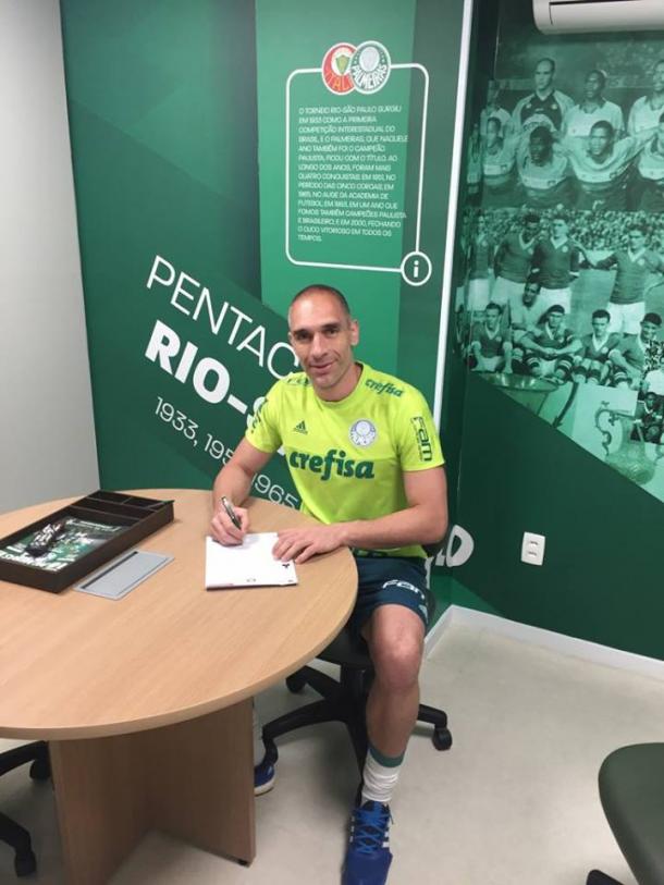 Fernando Prass fica no Palmeiras até o fim de 2018 (Foto: Palmeiras/Divulgação)