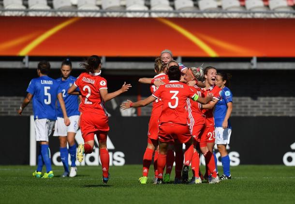 Elena Danilova opens the score for Russia l Photo: uefa.com