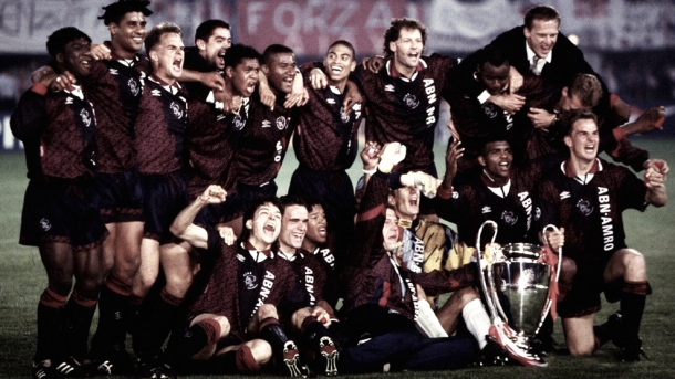 El Ajax de 1994-1995 fue el último equipo holandés en alzarse con el máximo trofeo europeo de clubes. | Foto: UEFA