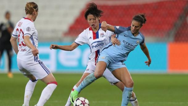 Saki Kumagai of Lyon and Lloyd battling for the ball in the Champions League semi-final l Photo: Getty Images