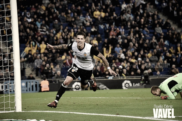 Santi Mina en el encuentro de la primera vuelta. Foto: Vavel (Noelia Déniz)