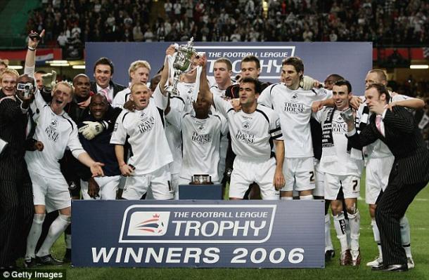 Jackett led Swansea to Football League Trophy success in 2006. (Photo: Getty)